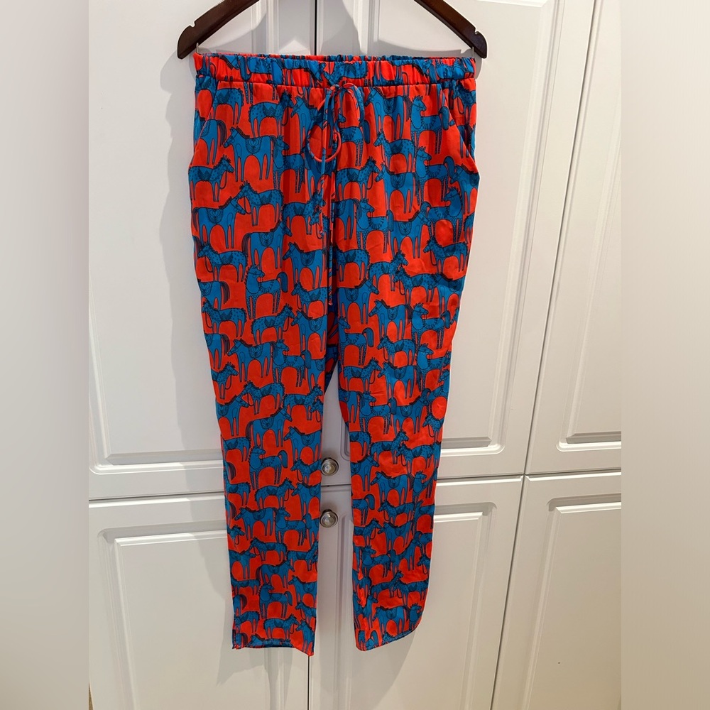 Flowy Pants Horse Pattern Size Medium NWT